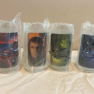 Star Trek vintage Glasses Set of 4